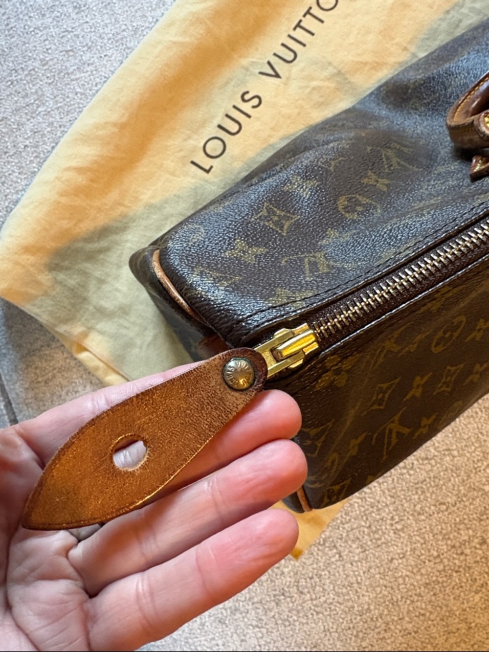 Louis Vuitton Speedy 40 - Picture 5 of 16